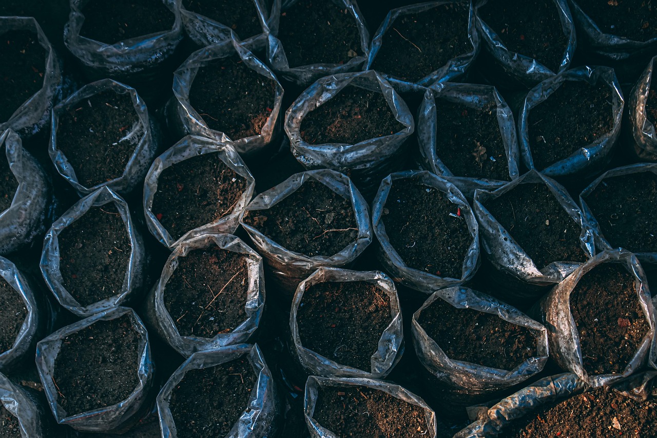 XRF Analysis of Soil Samples: Applications in Agriculture and Land Management
